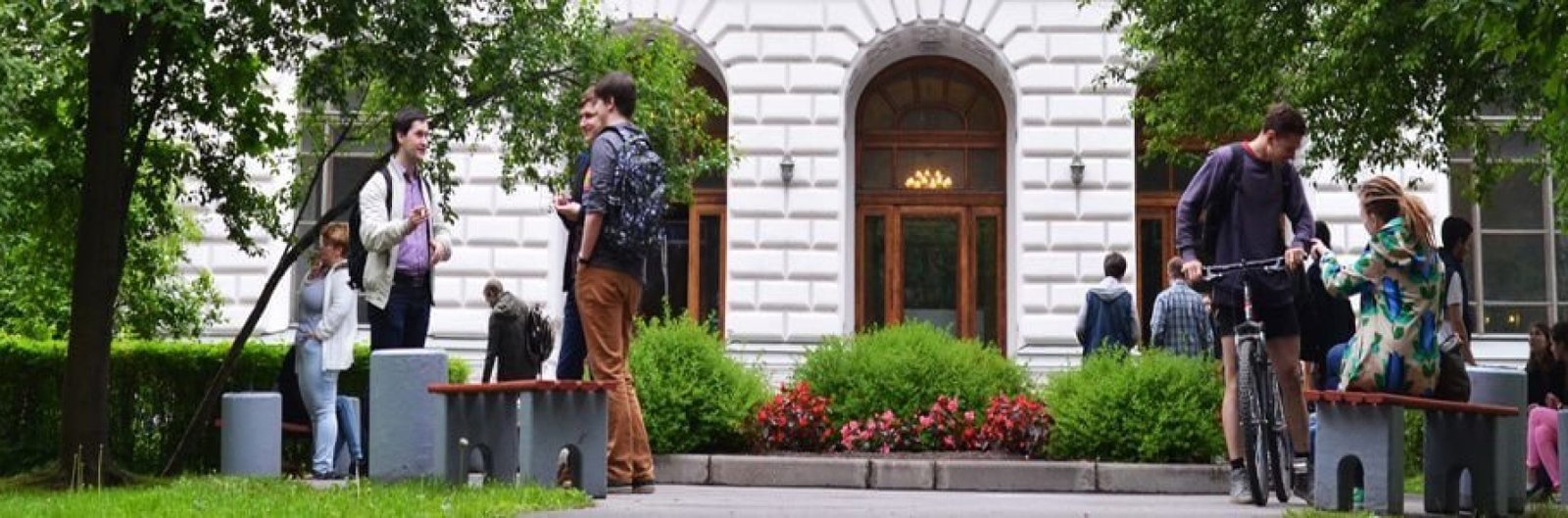 peter-the-great-st-petersburg-polytechnic-university-garden